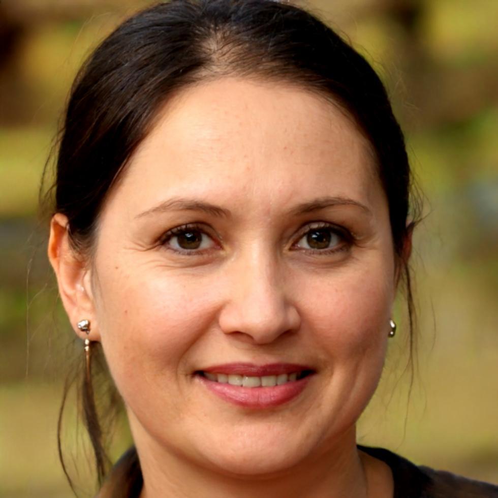 Retrato profesional de Esperanza, analista financiera